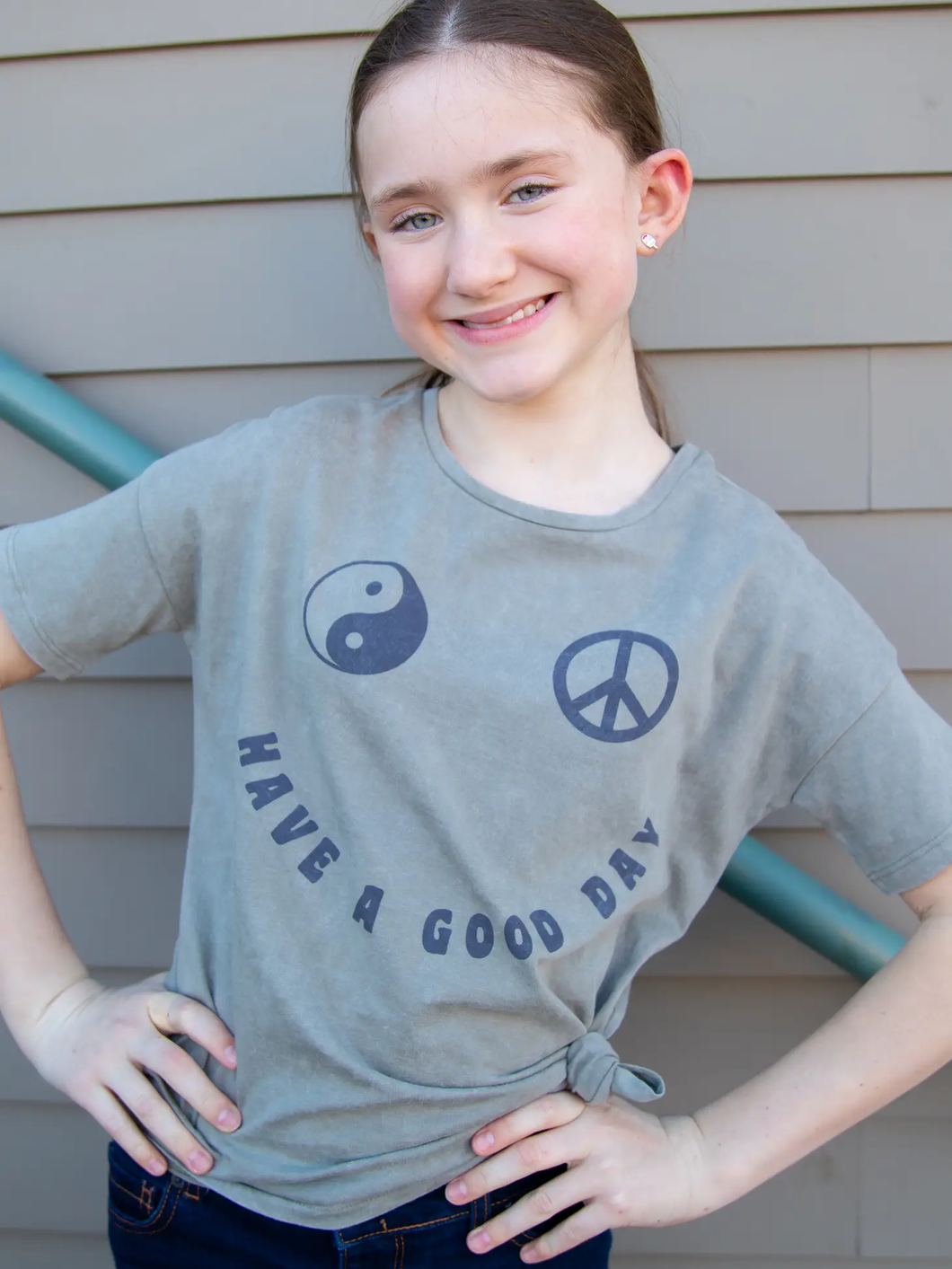 Have A Good Day Ying Yang Peace Sign Happy Face - TWEEN GIRLS